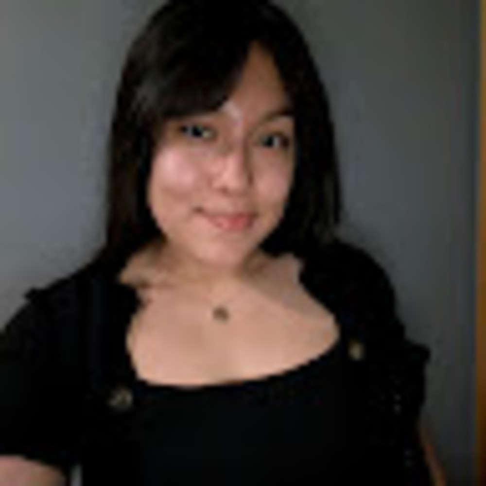 Meet your Posher, Yajaira
